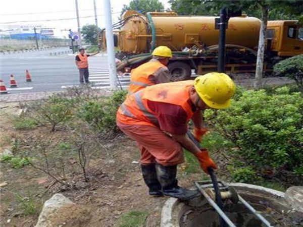 南通厨房疏通下水道（怎样疏通厨房水槽下水道）